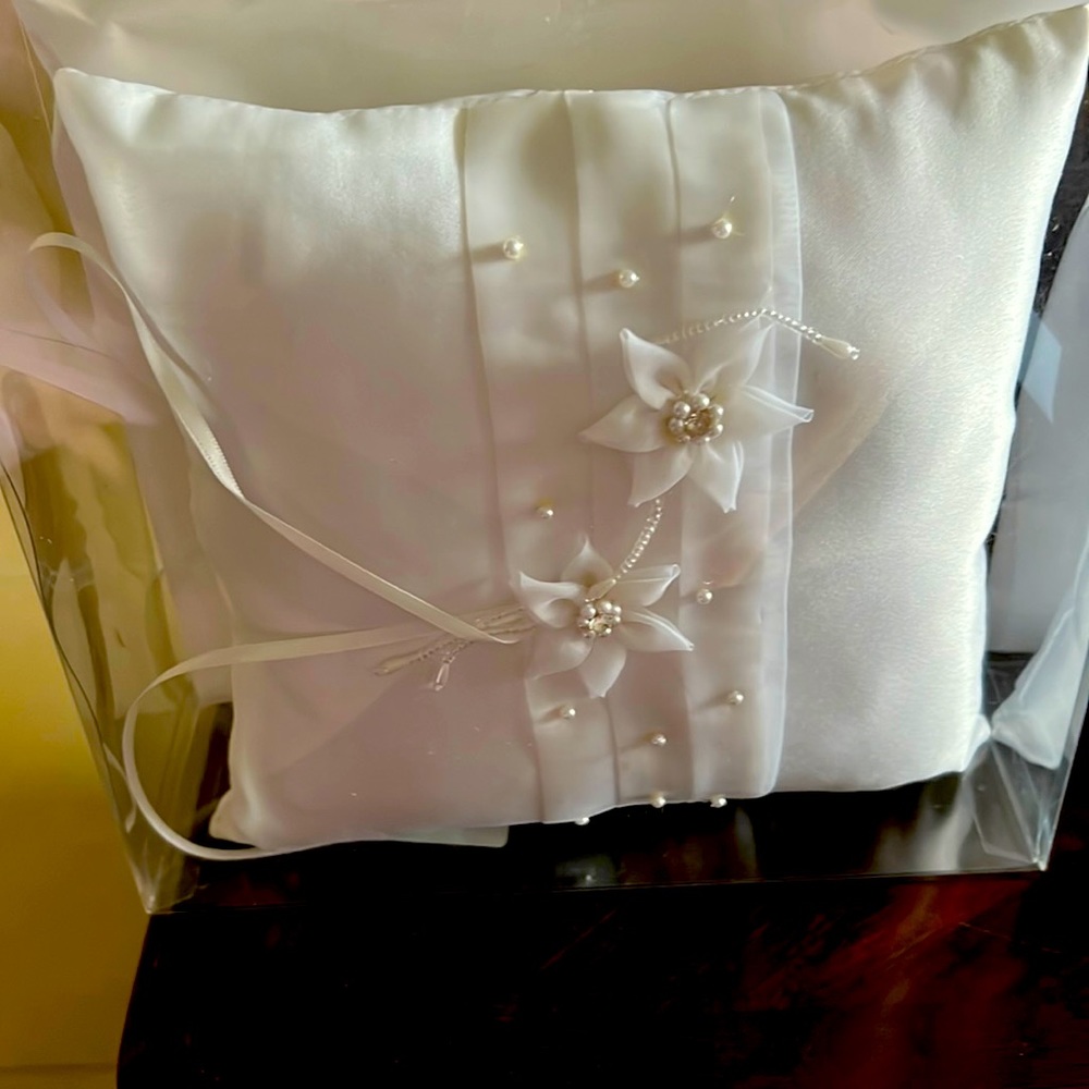 Ring pillow new never used
